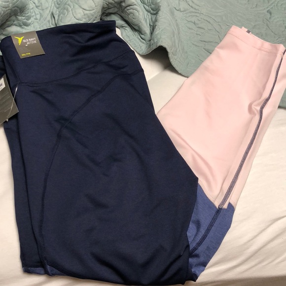Old Navy Pants - Athletic leggings